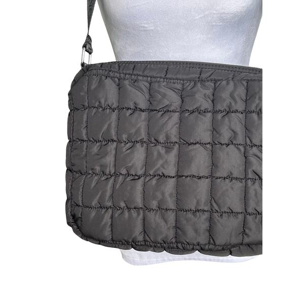 NWT Valentino Orlandi Large Black Puffer Crossbody Bag Tote Purse Retail $199 - Picture 7 of 11